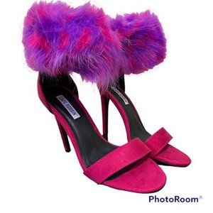 Cape Robbin Berry-188 Heeled Sandal With Faux Fur Size 7.5